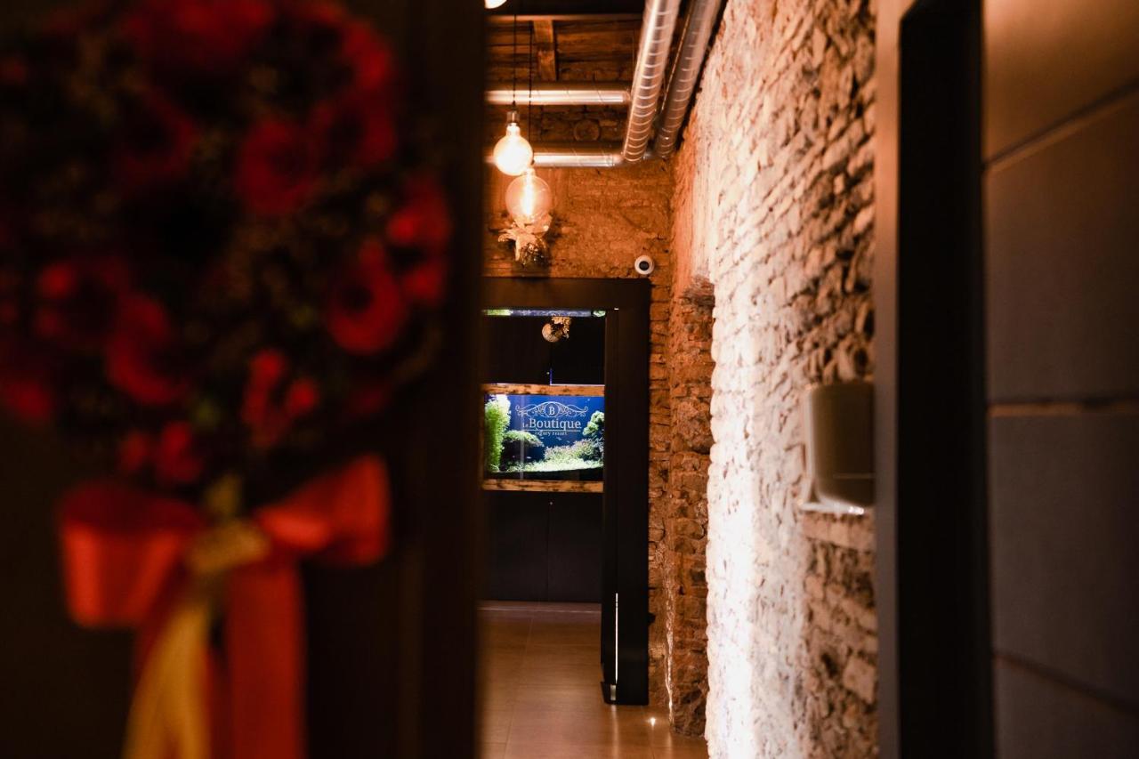 Le Boutique Luxury Rooms Diffused In Historic Center Fiumicino Luaran gambar