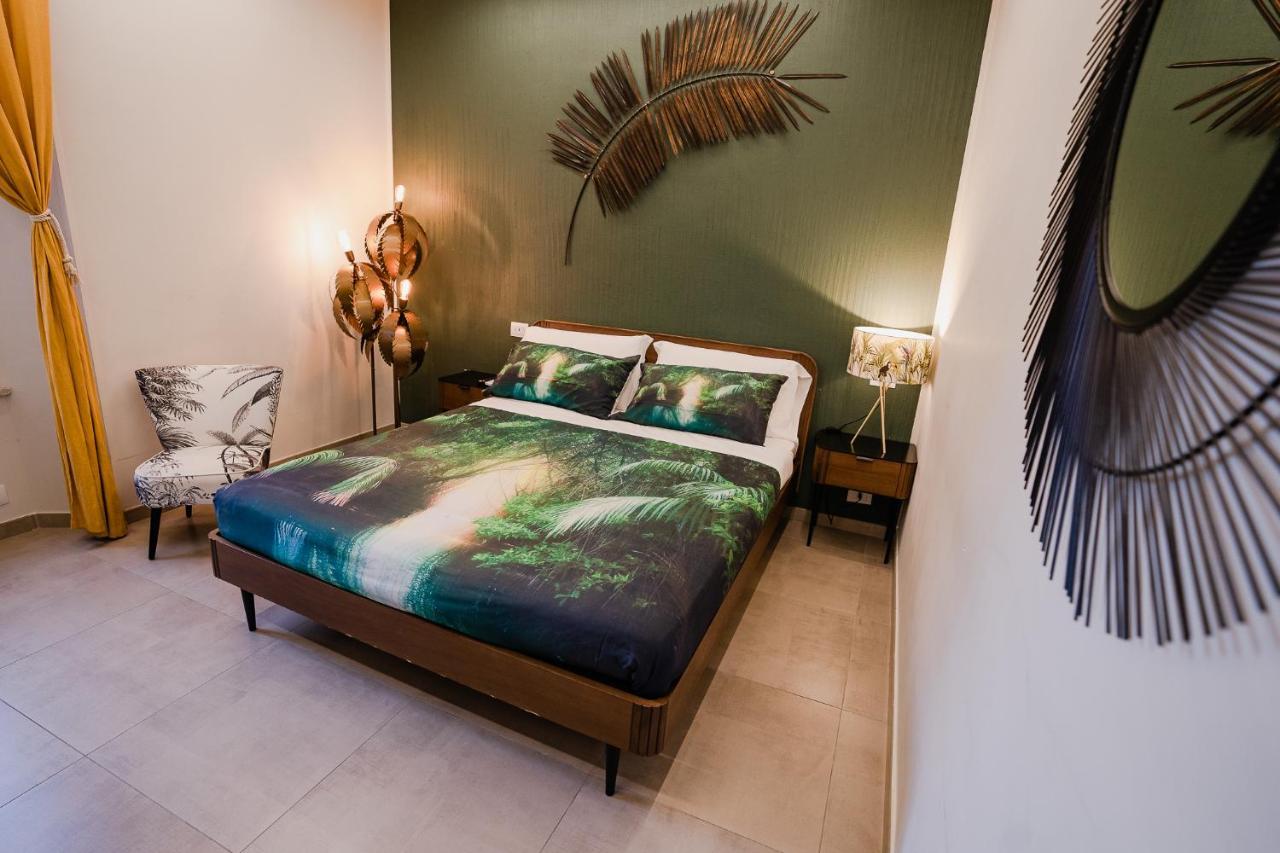 Le Boutique Luxury Rooms Diffused In Historic Center Fiumicino Luaran gambar