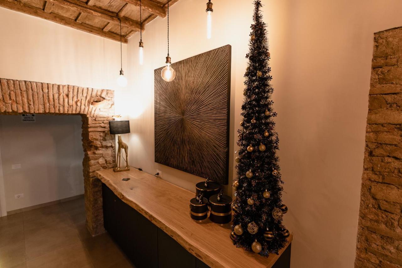 Le Boutique Luxury Rooms Diffused In Historic Center Fiumicino Luaran gambar