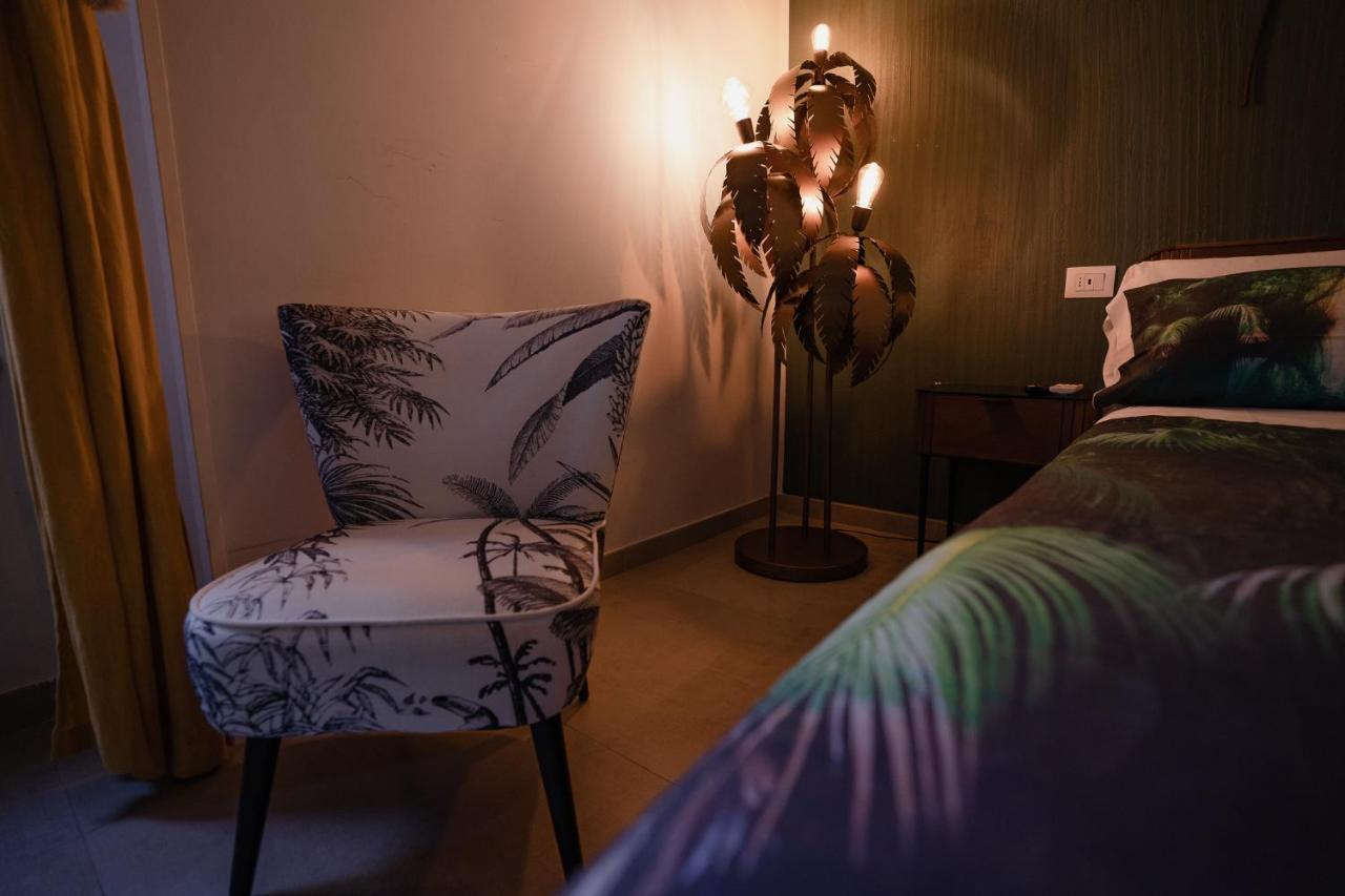 Le Boutique Luxury Rooms Diffused In Historic Center Fiumicino Luaran gambar