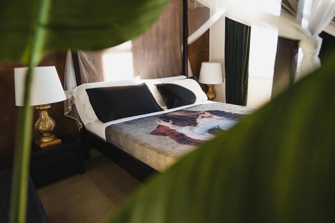 Le Boutique Luxury Rooms Diffused In Historic Center Fiumicino Luaran gambar