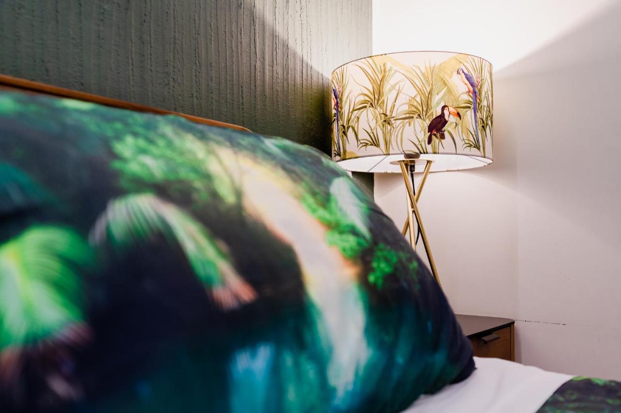 Le Boutique Luxury Rooms Diffused In Historic Center Fiumicino Luaran gambar