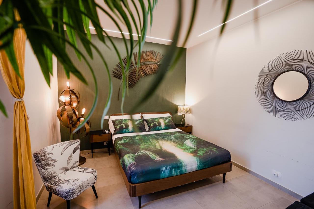 Le Boutique Luxury Rooms Diffused In Historic Center Fiumicino Luaran gambar