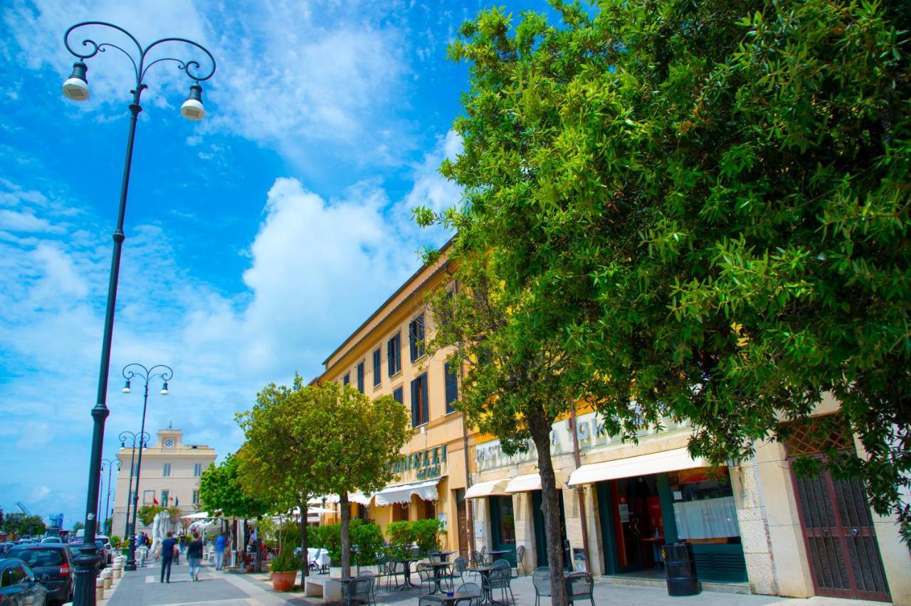 Le Boutique Luxury Rooms Diffused In Historic Center Fiumicino Luaran gambar