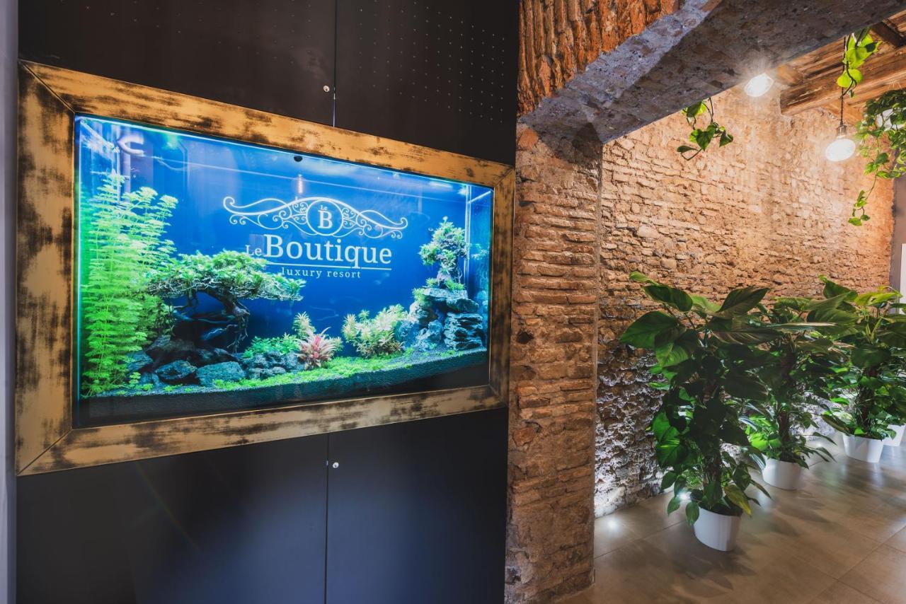 Le Boutique Luxury Rooms Diffused In Historic Center Fiumicino Luaran gambar